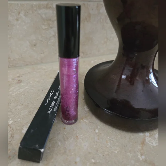 MAC DISCONTINUED DAZZLEGLASS LIPGLOSS STOP!LOOK! - Picture 4 of 6